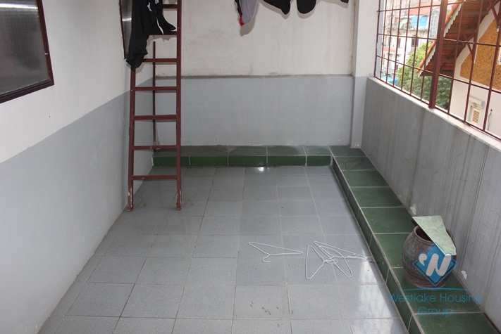 4floor-house with 3bedroom house for rent in Au co St, Tay Ho, Ha Noi
